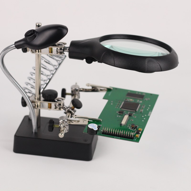 MG16129-C 5 Led Büyüteçli Bord Tutucu