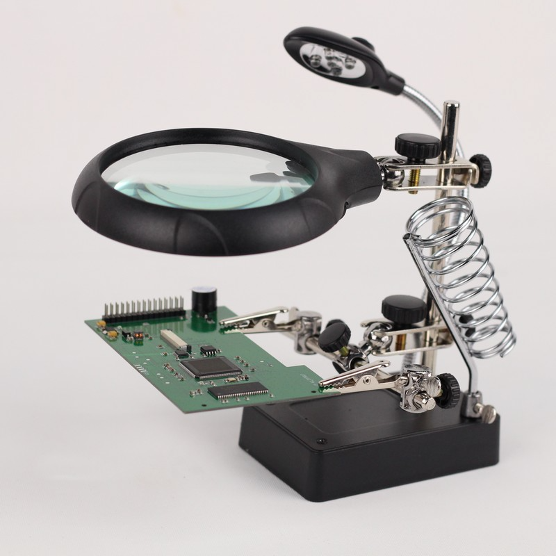 MG16129-C 5 Led Büyüteçli Bord Tutucu