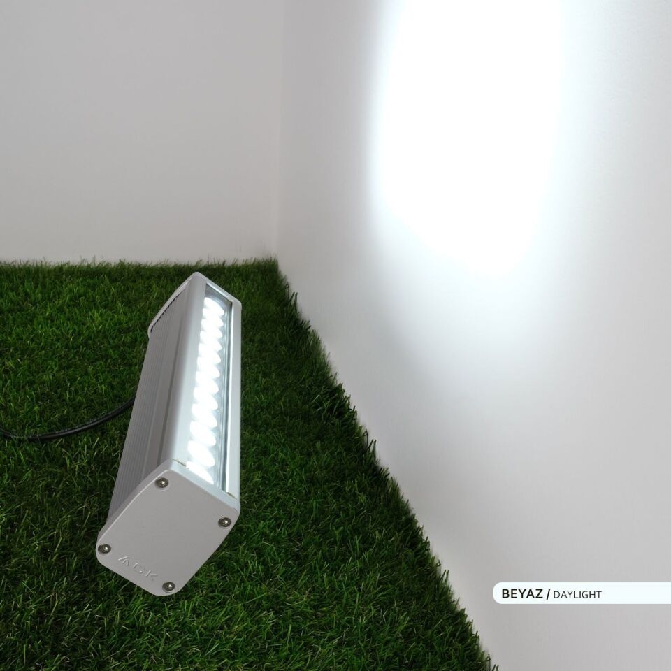 ACK AT20-01233 12W Led WallWasher 6500K